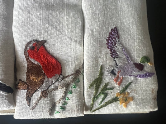 Vintage napkins with birds