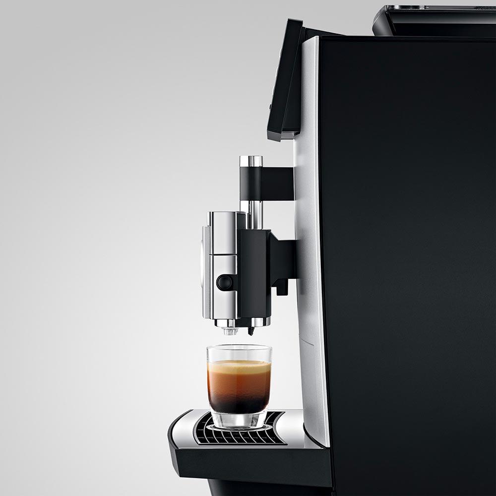Jura X8 Professional Coffee Machine - Platinum