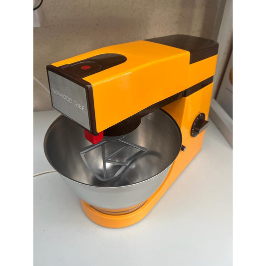 Kenwood Chef A901 Stand Mixer #1302623 - Orange