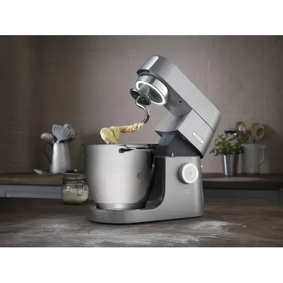 Kenwood Chef XL Titanium Mixer - KVL8300S on Vimeo