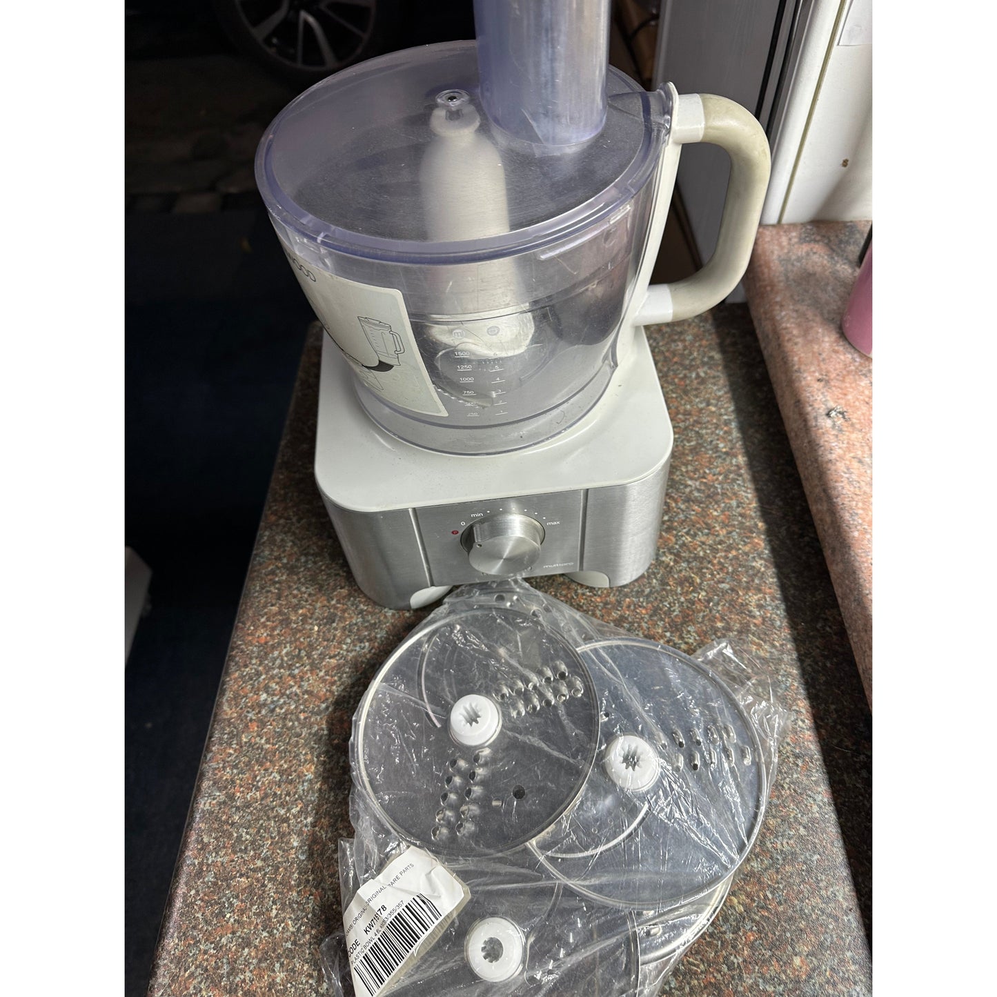 Kenwood Food Processor FP900 Series - Preloved