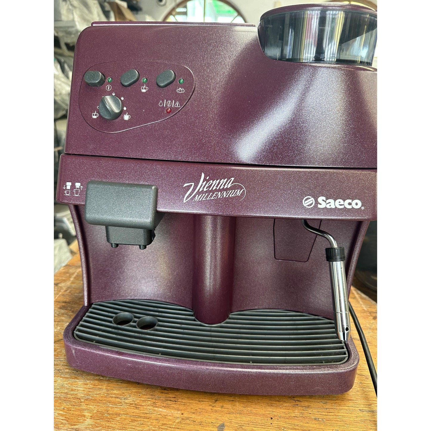 Saeco Vienna Bean to Cup Coffee Machine - Retro Purple - Preloved