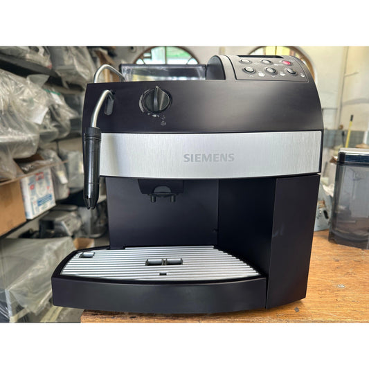 Siemens Bean to Cup Coffee Machine - Preloved